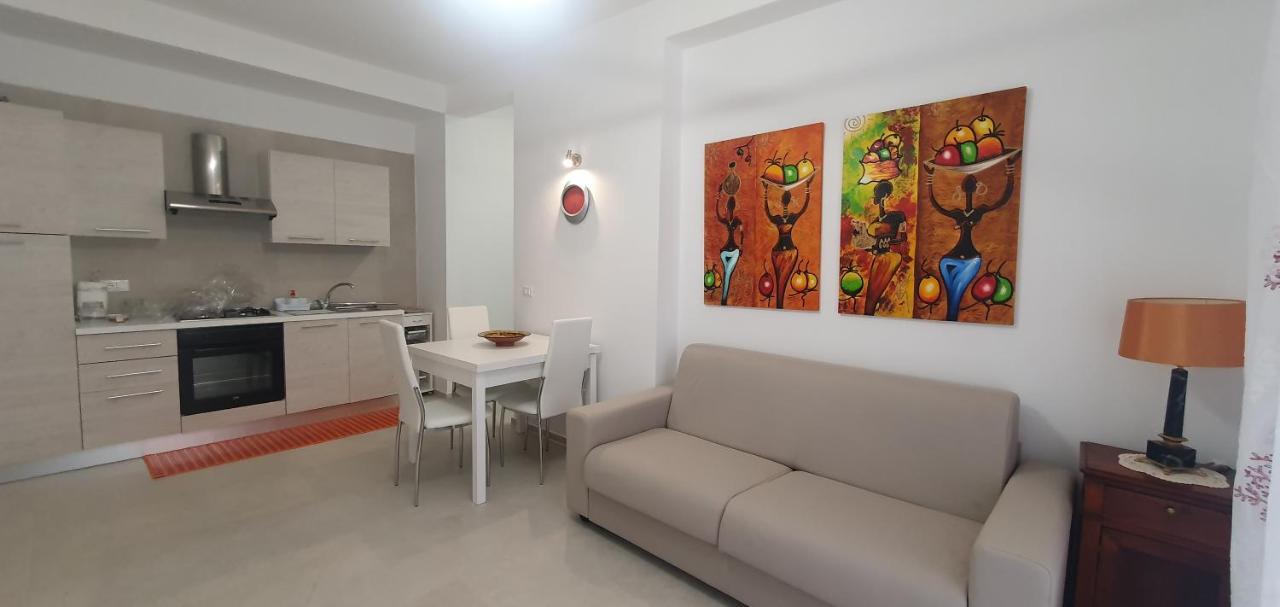 דירות מונופולי Casa Riblo E Flo מראה חיצוני תמונה